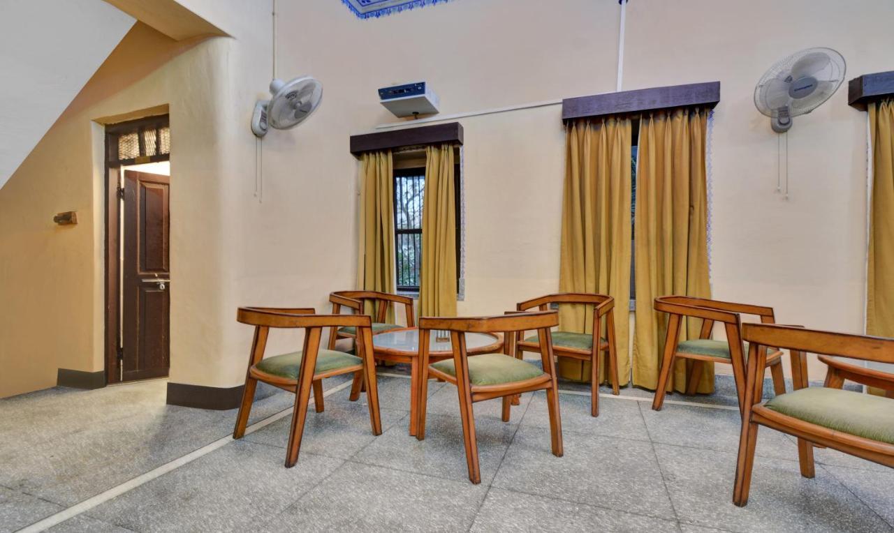 Treebo The Regal House, Near Fateh Sagar Lake Udaipur Luaran gambar